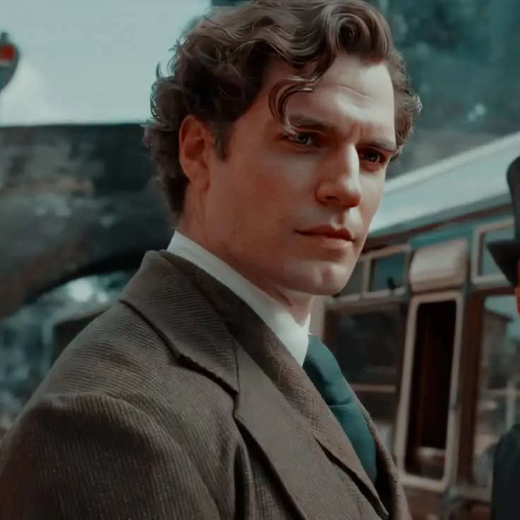 Henry Cavill berperan sebagai Sherlock Holmes Henry Cavill sebagai Sherlock Holmes